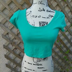 mint green crop top short sleeve sz Medium